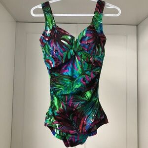 Rose Marie Reid Swimsuit Women’s Small Green Palm One Piece